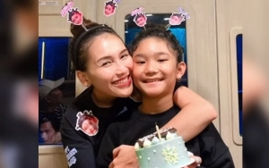 Ayu Ting Ting Gelar Pesta Kejutan Ultah Sederhana untuk Sang Putri