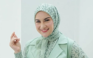 Irish Bella Pamer Ekspresi Wajah Seram di Iklan Terbaru