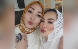 Reza Artamevia Tunjukkan Sikap Sister Goals di Hari Ultah Angelina Sondakh