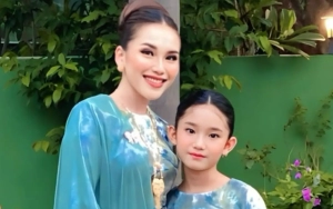 Putri Ayu Ting Ting Kebanjiran Hadiah Ultah dari Orang Spesial
