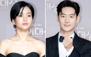 Kim Tae Ri dan Lee Je Hoon Pancarkan Chemistry Tak Terduga Saat Raih Daesang SBS Drama Awards 2023