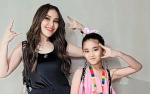 Ayu Ting Ting Beri Bilqis Hadiah Ultah yang Diidamkan Sang Putri Sejak Lama