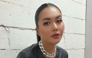 Denada Pilih Sembunyikan Wajah Sang Putri Demi Hindari Penyakit Ain