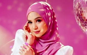 Ria Ricis Bahas Kenyamanan dan Pelukan Disela-sela Jalani Ibadah Umrah
