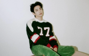 Jinyoung GOT7 Jadi Babysitter Dadakan untuk Anak Fans