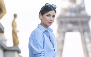 Look Sabrina Chairunnisa Versi Jadul Curi Perhatian