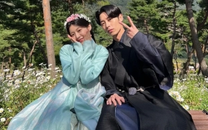 Go Yoon Jung dan Lee Jae Wook Buat Postingan Kompak di Hari Bersalju