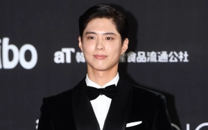 Park Bo Gum Perdana Hadiri Ajang Penghargaan sebagai Aktor Musikal
