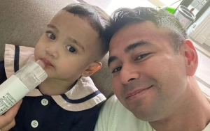 Rayyanza Pose Bak Pembalap Handal usai Usili Raffi Ahmad Pakai Rambutan