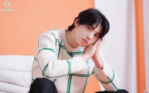 Gaya Rambut Cha Eunwoo di Sesi Baca Naskah 'Wonderful World' Bikin Salfok