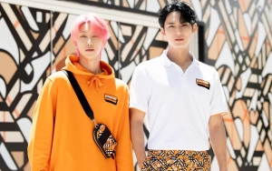 Mingyu dan The8 SEVENTEEN Dandan Ala Paspampers saat Dance TikTok