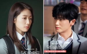 Park Shin Hye dan Park Hyung Sik Merasa Bersalah karena Pakai Seragam Sekolah di 'Doctor Slump'