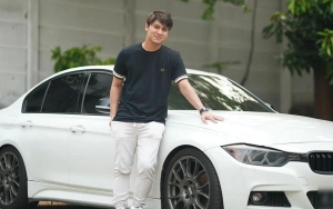 Rizky Billar Ramai Digoda kala Berbusana ala Pangeran Yaman