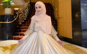 Ria Ricis Disebut Serasi kala Berdiri Samping Dokter Ganteng di Pernikahan Sarah Keihl
