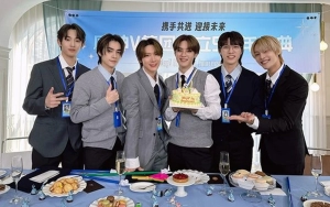 WayV Ditantang Ciptakan Koreografi 'Oh My Youth' dengan Gerakan Tari Piring