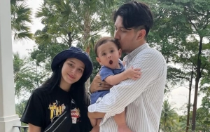 Aditya Zoni Pamer Ucapan Ultah Romantis dari Istri Usai Pernikahan Dikabarkan Retak