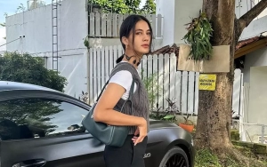 Paula Verhoeven Mejeng Cantik dengan Penampilan Berhijab Bikin Rekan Artis Kagum
