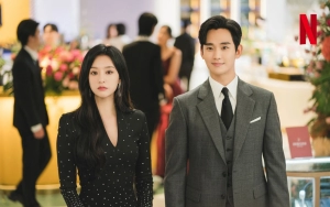Kim Soo Hyun Ketakutan Didekati Kim Ji Won di Teaser Perdana 'Queen of Tears'