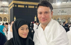 Titi Kamal Bombardir Foto Cantik Berhijab usai Fakta Christian Sugiono Mualaf Sejak 2006 Terkuak