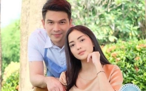 Jonathan Frizzy Kian Berani Pamer Momen ke Luar Negeri Bareng Ririn Dwi Ariyanti