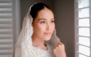 Ayu Ting Ting Blak-blakan Minta Doa Terbaik Usai Fotografer Bocorkan Potret-Potret Epik Lamarannya