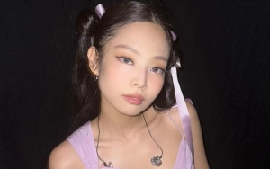 Jennie BLACKPINK Buat Heboh Gegara Berseragam Sekolah untuk 'Apartement 404'