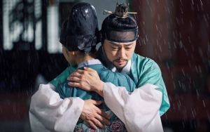 Alur Percintaan 'Captivating the King' Dikritik meski Akting Jo Jung Suk Luar Biasa