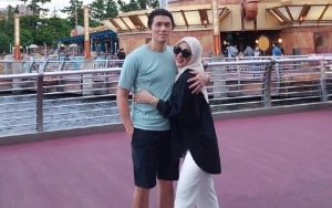 Syahrini Pamer Hadiah Ultah Nikah Super Romantis dari Reino Barack usai Dikabarkan Hamil Baby Jepsun