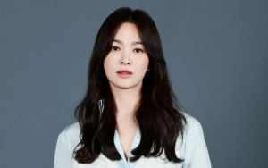 Song Hye Kyo Pamer Mulai Syuting 'Black Nuns'