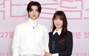 Park Hyung Sik Promosi Adegan Ciumannya dengan Park Shin Hye di 'Doctor Slump'