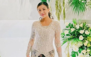 Awkarin Kepergok Fitting Gaun Pengantin Diduga Bakal Segera Nikah 