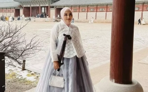 Nenek Aurel Hermansyah Bertingkah Kocak Habis Kala Dihadiahi Ponsel Mahal