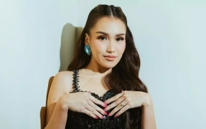 Ayu Ting Ting Pamer Pemberian Camer yang Capai 15 Boks