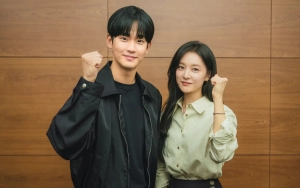 Kim Soo Hyun dan Kim Ji Won Bikin Gemas Fans usai Unggah Postingan Sehati  
