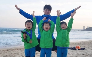 Visual Terbaru Song Triplets Putra Kembar Tiga Song Il Gook Hebohkan Fans  