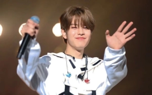 Seungmin Stray Kids Bikin Tercengang kala Lakukan First Pitch di Pertandingan Bisbol