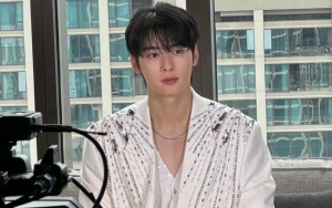 Cha Eunwoo Dapat Kejutan Spesial dari Fans kala Konser Solo di Filipina