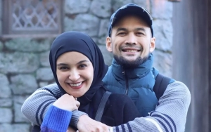 Shireen Sungkar Senyum Salting Bak ABG saat Teuku Wisnu Bersikap Romantis