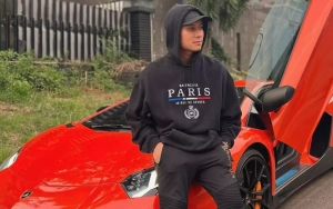Rizky Billar Serahkan Hasil Lelang Mobil Mewah untuk Warga Palestina 