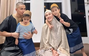 Suami Stevie Agnecya Santuni Anak Yatim Piatu di Tahlilan 7 Hari Meninggalnya Istri