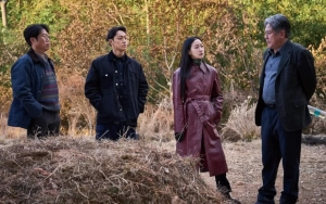 Film Kim Go Eun 'Exhuma' Dicurigai Lakukan Kekerasan pada Hewan