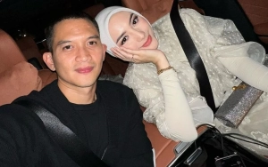 Rezky Aditya Bagi Pengalaman Ajak Citra Kirana dan Anak Mudik Naik Kereta