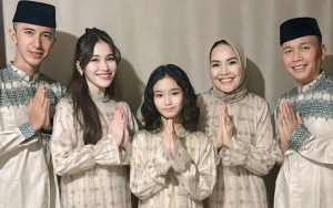 Ayu Ting Ting Pamer Foto Spesial Bareng Calon Suami walau Rayakan Lebaran Terpisah 