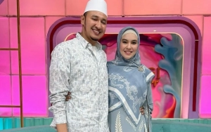 Kartika Putri Ungkap Momen Lucu di Balik Potret Lebaran Bareng Anak Sambung