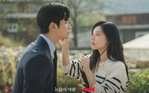 Kejanggalan Adegan Pernikahan Kim Soo Hyun & Kim Ji Won di 'Queen Of Tears' Curi Fokus