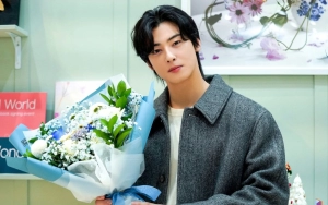 Cha Eunwoo ASTRO Terciduk Main Golf setelah Fanmeeting Jakarta