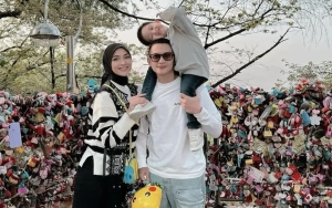 Rezky Aditya dan Putra Tampan Beri Hadiah Ultah Uwu Buat Citra Kirana bak Oppa Korea