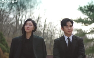 Kim Soo Hyun Favoritkan Adegan Sakiti Hati Kim Ji Won di 'Queen of Tears'