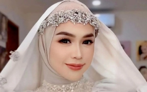 Ria Ricis Pajang Meme usai Disebut Siap Mental Jelang Sidang Putusan Cerai