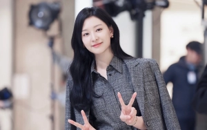 Kim Ji Won Berandai-andai 7 Karakter Ikoniknya dalam Drama Debut Jadi Idol